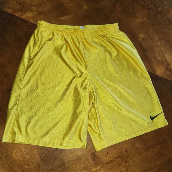 90's Nike shorts, Men's Large - Picture 1 of 4